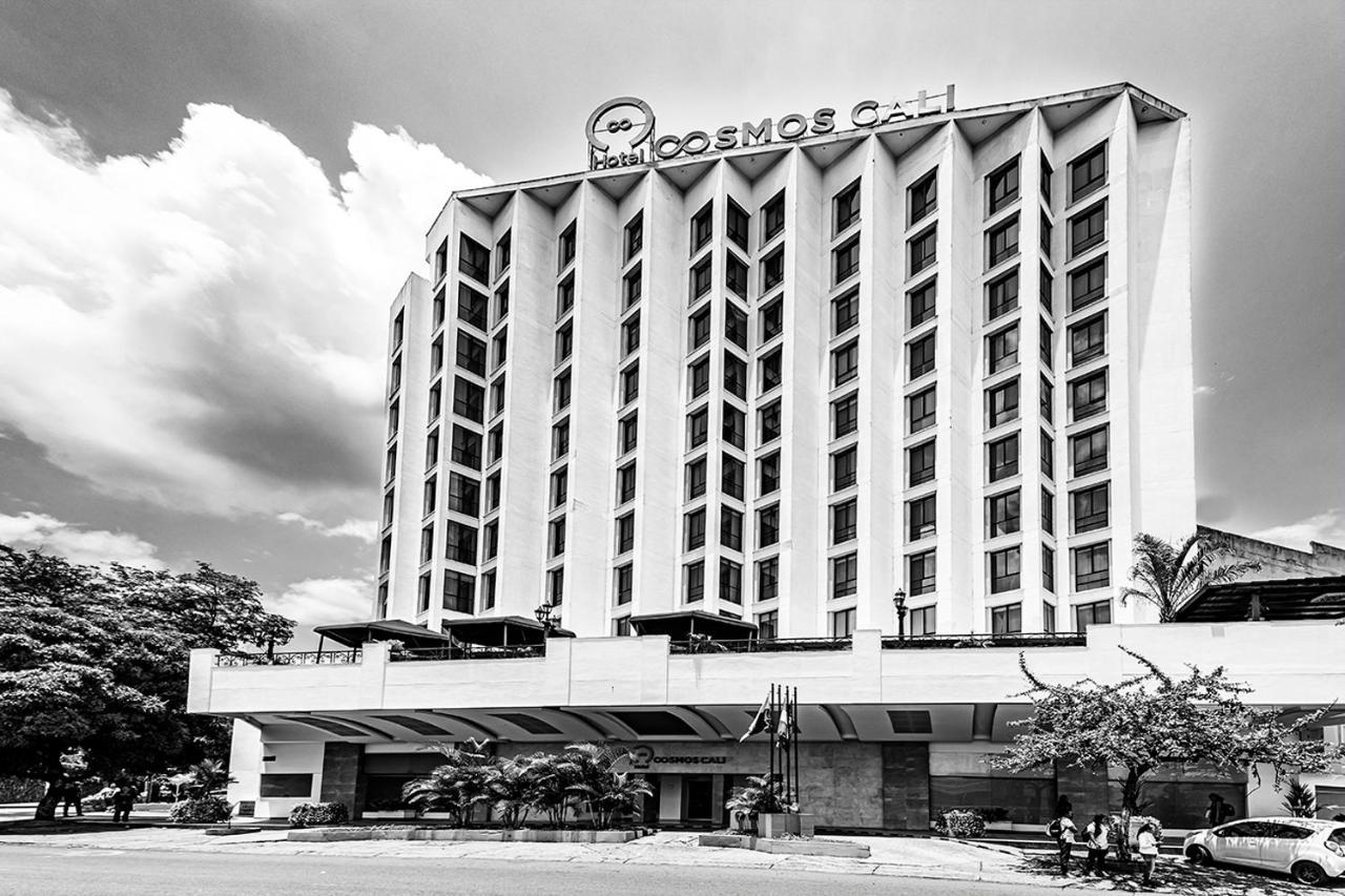 Hotel Cosmos カリ エクステリア 写真